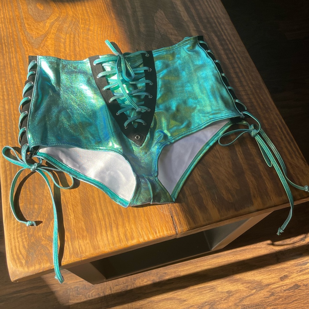 Blue Holographic Lace Up Top & HW Short Set